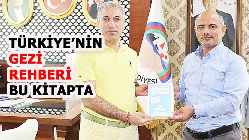 Türkiye’nin gezi rehberi bu kitapta